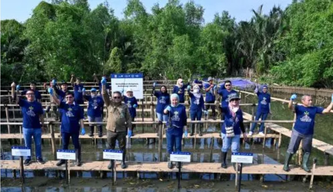 Tugu Insurance dan YKAN dukung Pelestarian Mangrove di SM Muara Angke